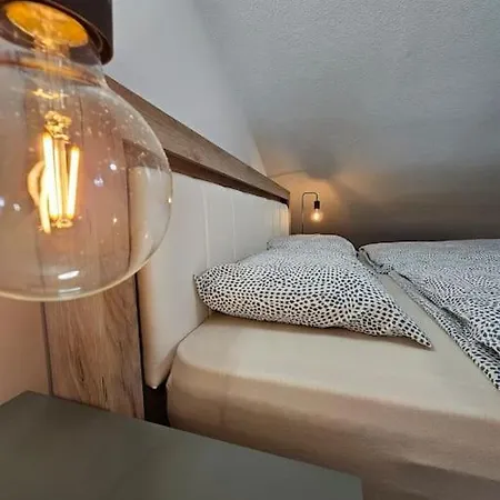 Seaview Maisonette Mama Africa Апартамент